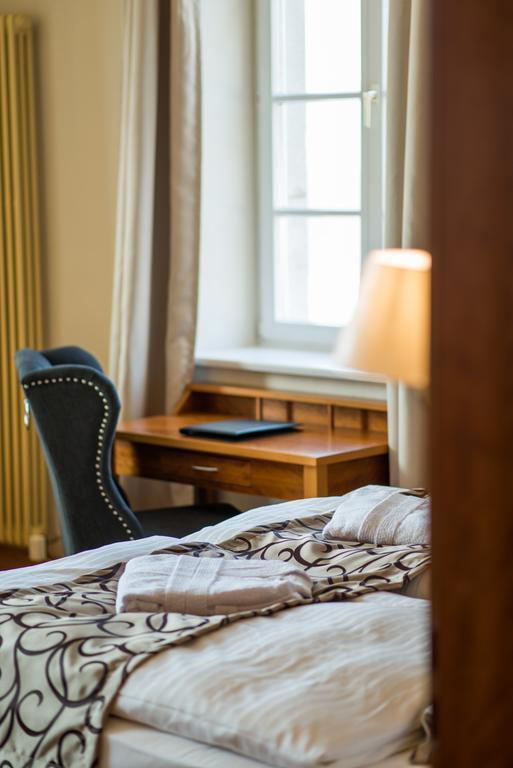 Berghotel Άιζεναχ Δωμάτιο φωτογραφία