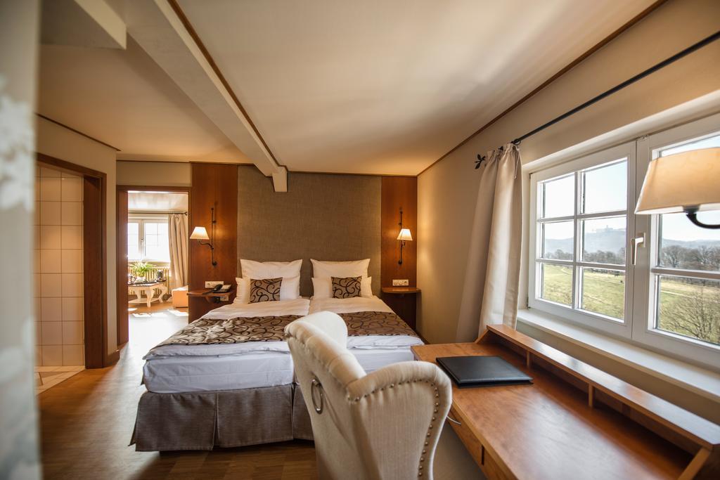 Berghotel Άιζεναχ Δωμάτιο φωτογραφία